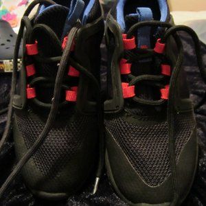 EUC Size 1  Sneakers